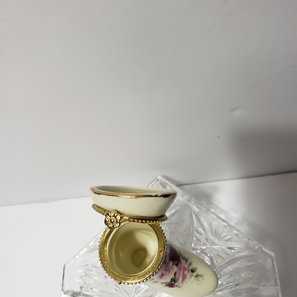 FORMALITIES By Baum Brothers Porcelain Victorian Shoe Trinket Box - Picture 2 of 8
